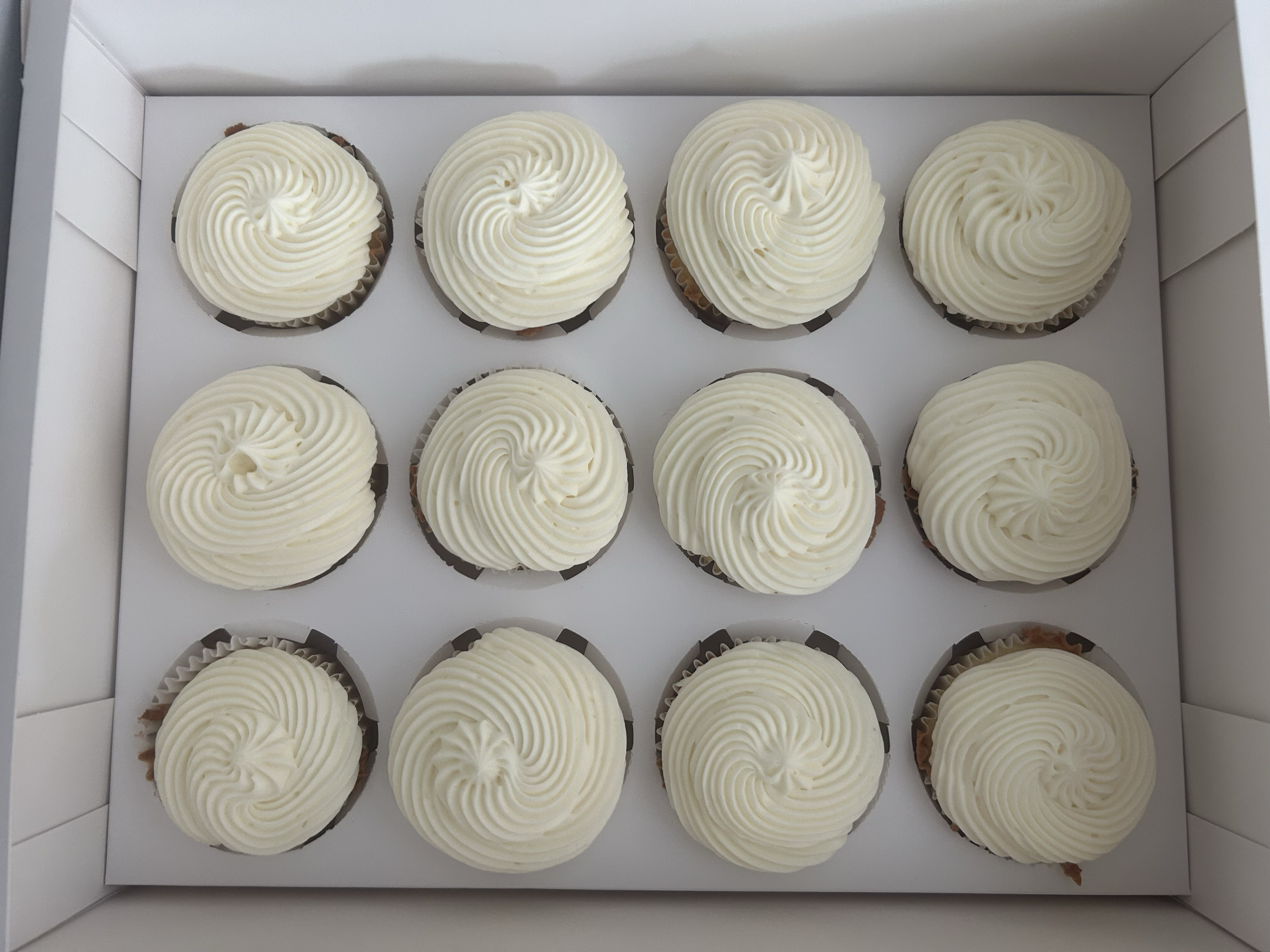 Vanilla frosted cupcakes